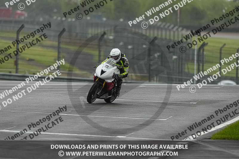donington no limits trackday;donington park photographs;donington trackday photographs;estoril;event digital images;motorbikes;no limits;no limits trackdays;peter wileman photography;portugal;trackday;trackday digital images;trackday photos